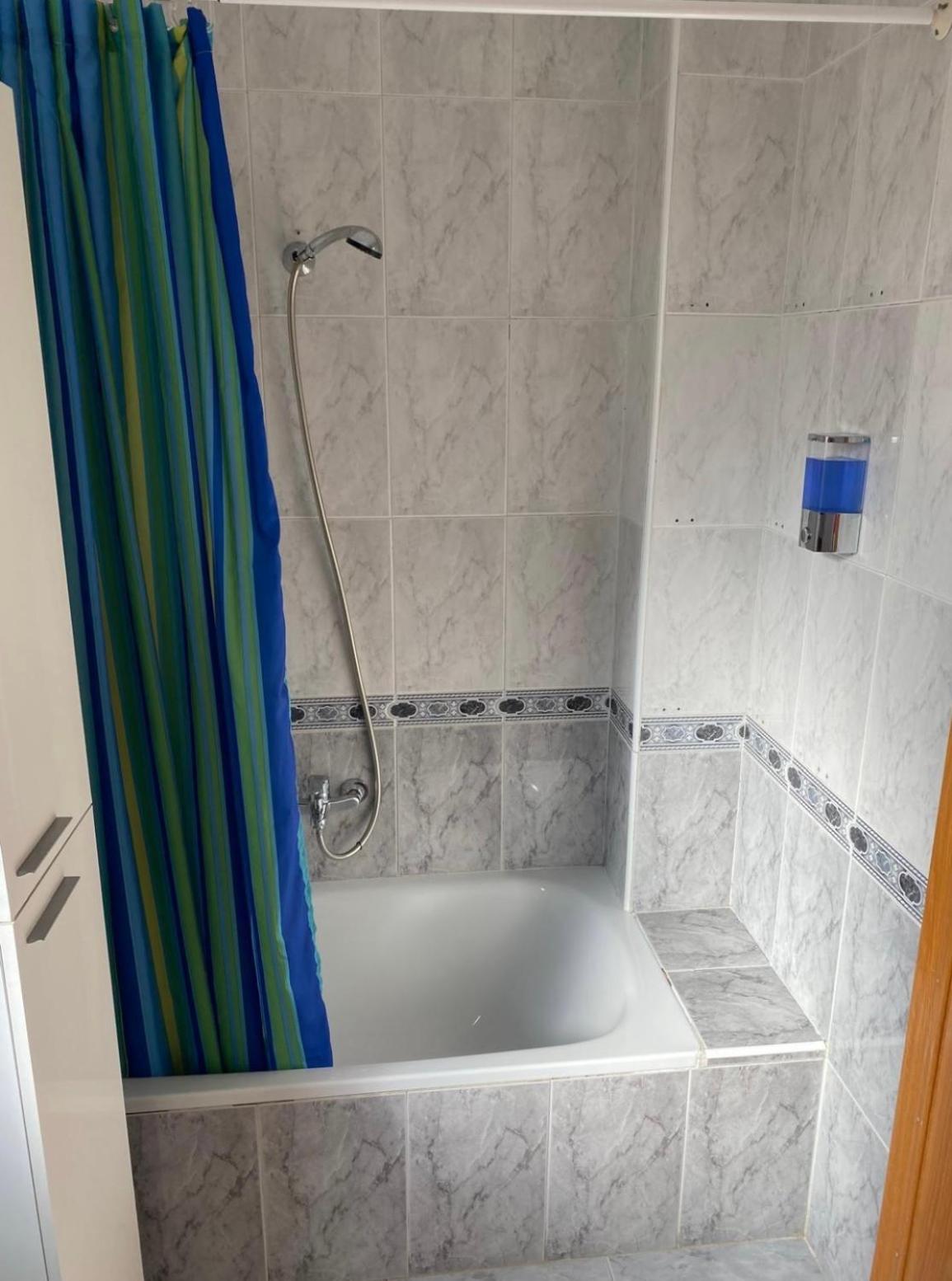 Appartement La Casa De Reyes - Wifi Gratis à León Extérieur photo